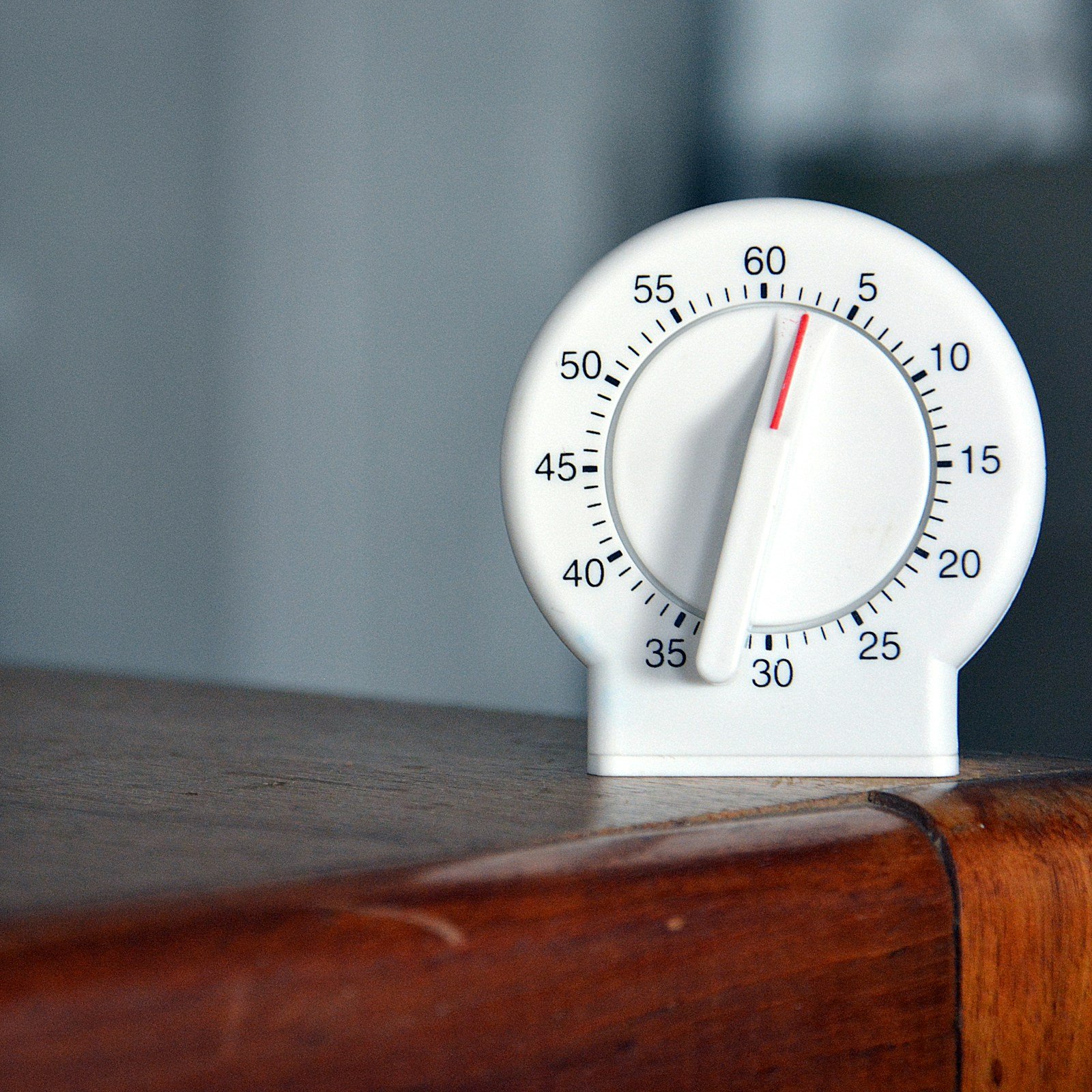 Analog kitchen timer, the classic Pomodoro technique tool